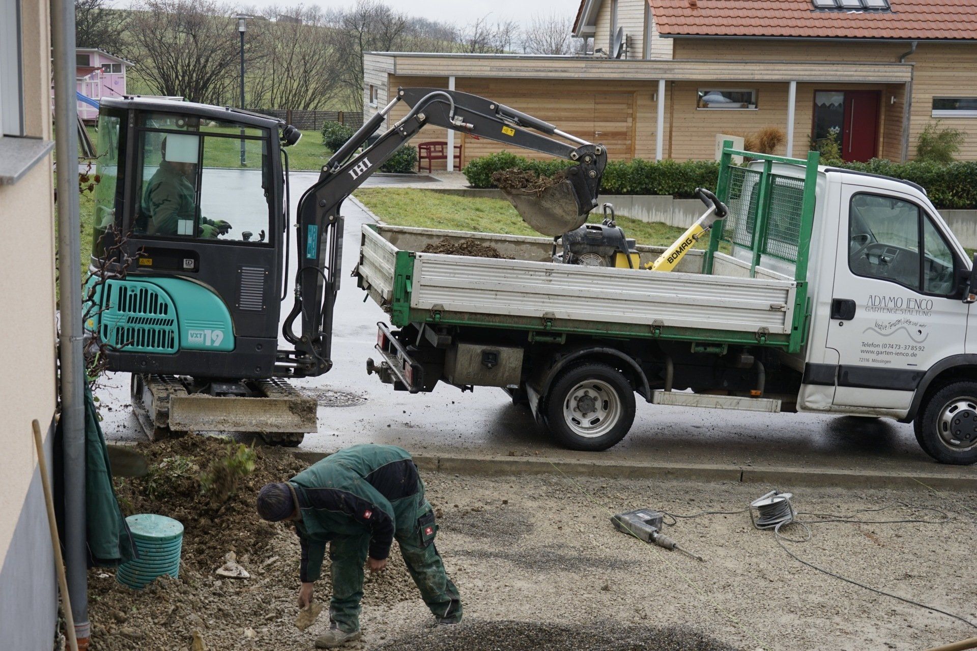 Enzo – Helfer im Garten- und Landschaftsbau